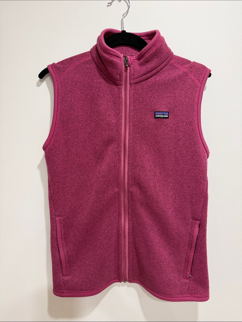 Patagonia Women's Raspberry Pink Full-Zip Fleece Vest